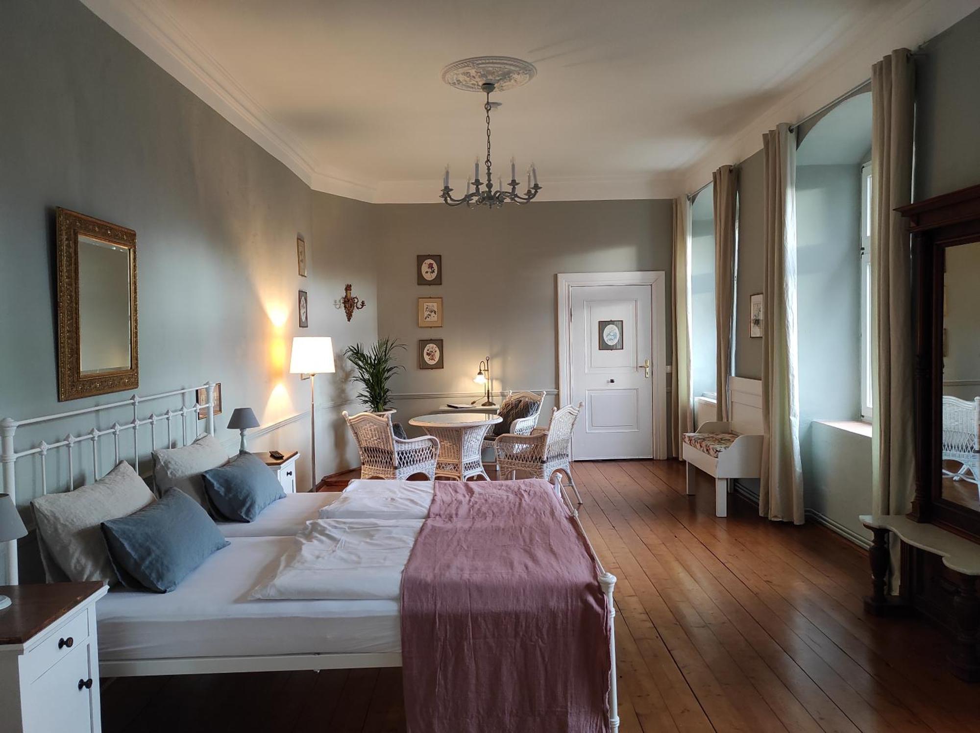Gartenzimmer Im Schloss Neuhausen Neuhausen  Exterior photo